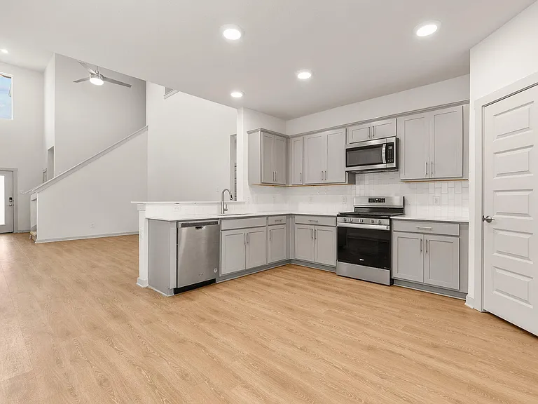 117 New Hampton Way — Photo 9