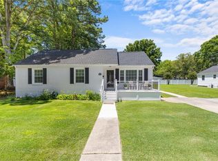 28 Greenwood Rd, Newport News, VA 23601