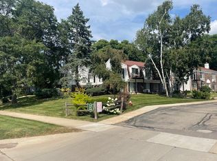 Stone Ridge Apartments, Madison, WI 53705