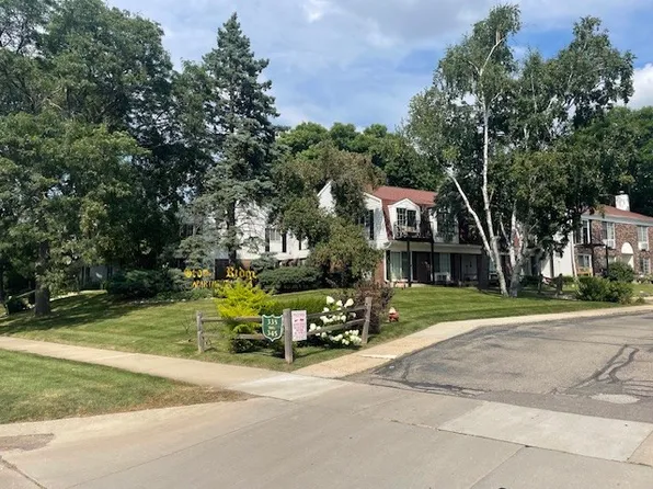 Stone Ridge Apartments, 309 Island Dr #A466bf546, Madison, WI 53705