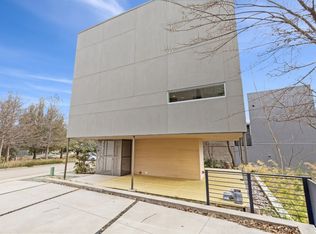 19 Vanguard Way, Dallas, TX 75243