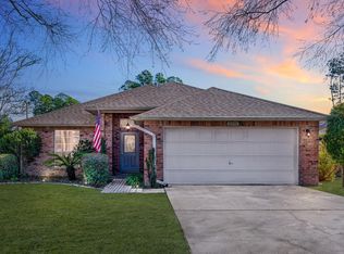 2690 Hidden Estates Cir, Navarre, FL 32566