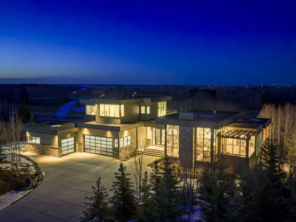 105 SW Silverhorn Rdg, Rocky View County, AB T3R 0X3