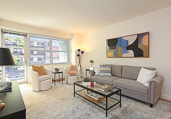 3rd image of 500 E 77th St APT 1604