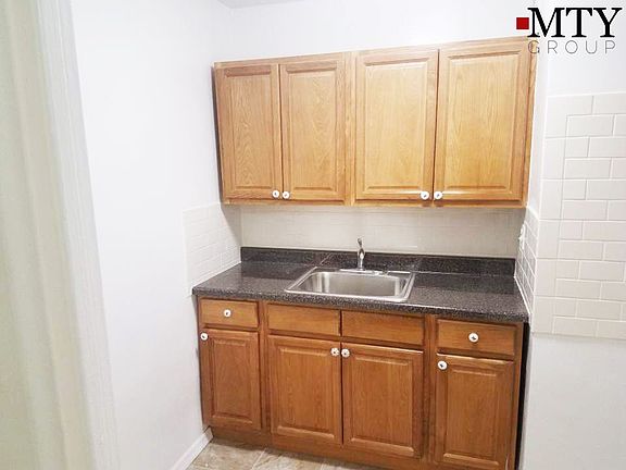 5th image of 14445 41st Ave APT 3U