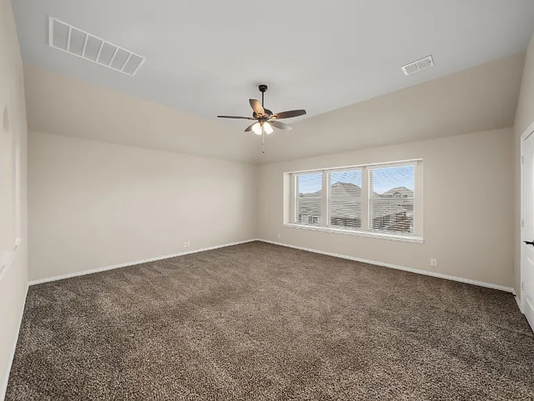 504 Ridgewater Trl — Photo 34