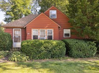 7112 N Oak St, Wonder Lake, IL