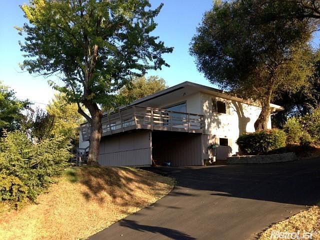 1st image of 530 Sunset St
