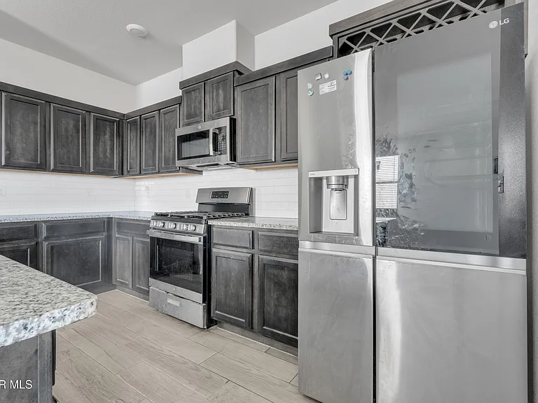 12260 Desert Wolf Ave — Photo 16