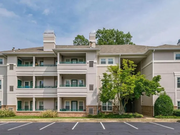 12009 Taliesin Pl APT 12, Reston, VA 20190