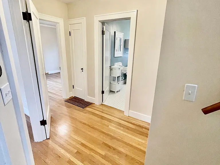 6976 NE Stanton St — Photo 18
