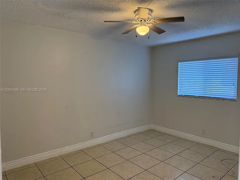 711 NE 2nd Ave #102 — Photo 11