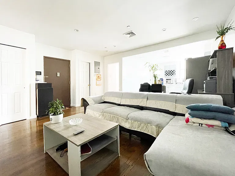 157 Franklin St #3 — Photo 9