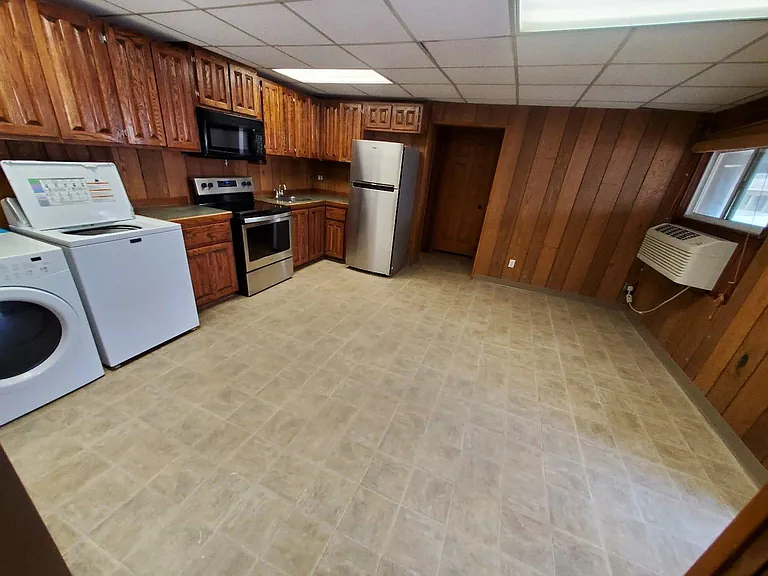 101 E Carson Ave #8 — Photo 2
