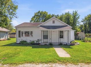 1033 E 3rd St, Greenfield, IN 46140