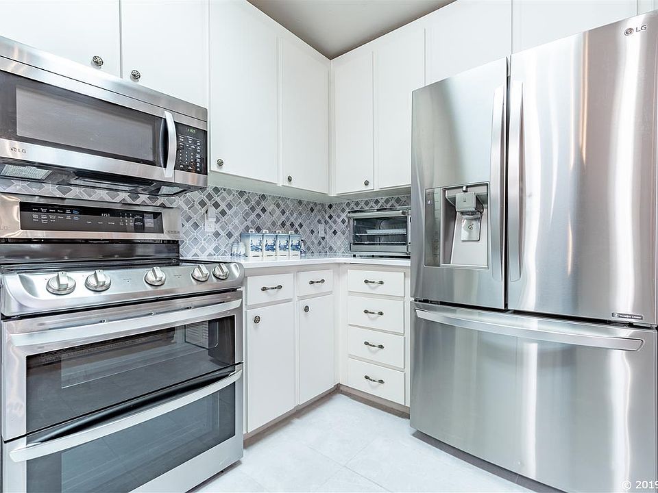 1st image of 6514 NW 37th Ter