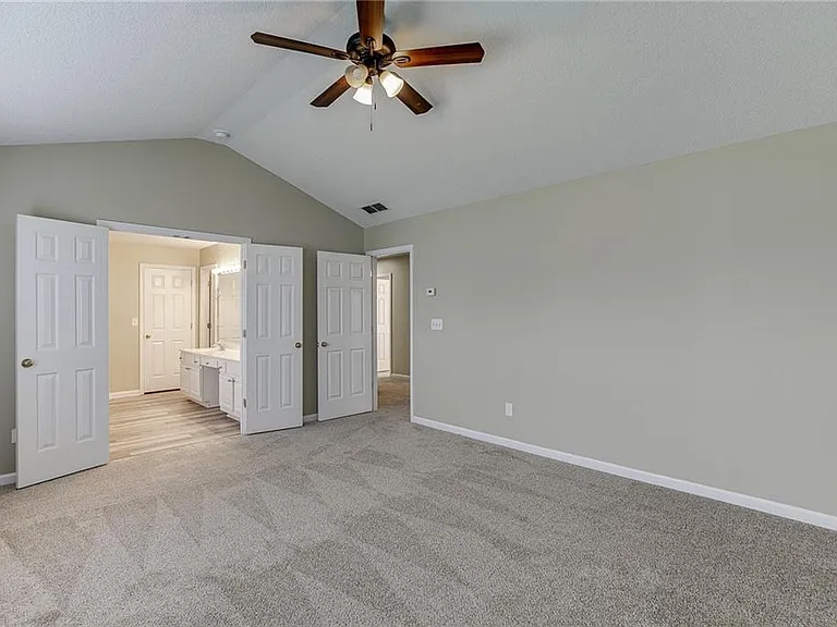 305 Leatherman Ct — Photo 42