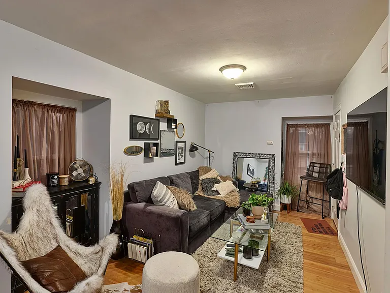 815 Collings Ave #3 — Photo 5
