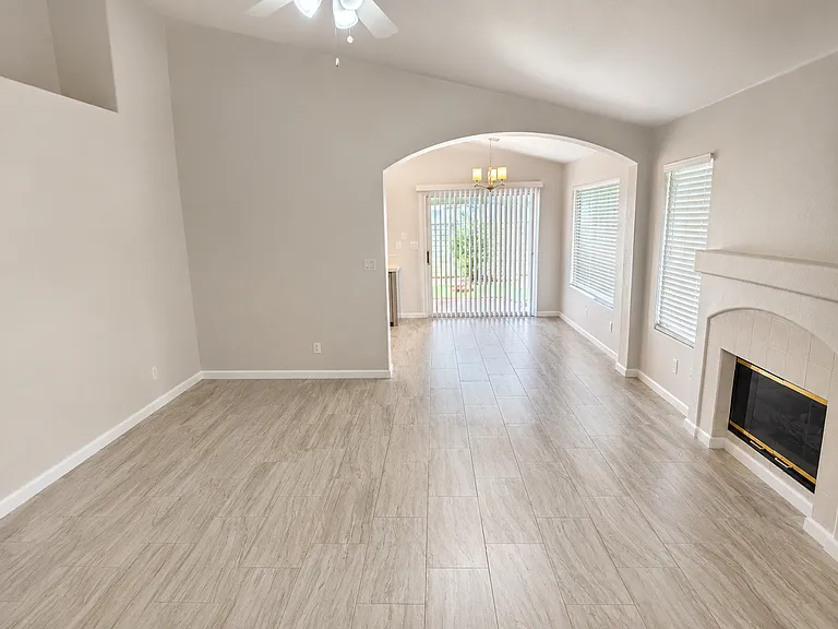 1713 Splinter Rock Way — Photo 2