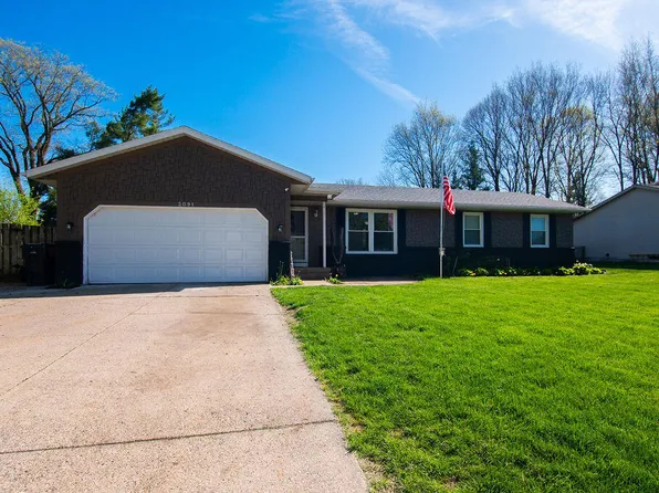 2091 Bayham Dr SE, Kentwood, MI 49508