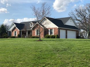 203 Eagles Perch Ct, Wentzville, MO 63385