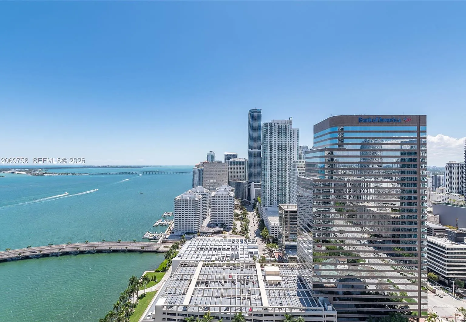 Iconbrickell Condo No 1 — Photo 2
