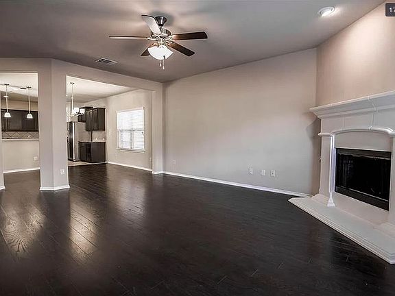 5th image of 616 Crowell Dr