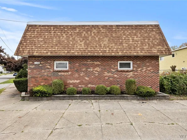 1128 Oliver St, North Tonawanda, NY 14120