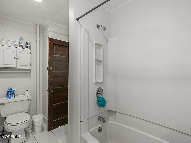 496 W Park Ave — Photo 25