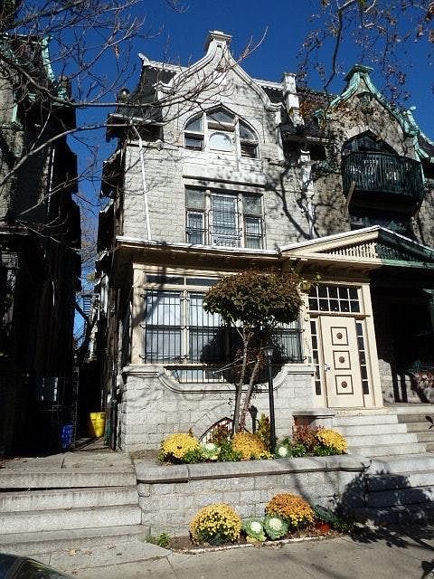 1st image of 4007 Pine St APT 2F