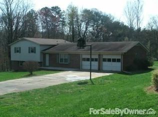 1921 Nance Dr, Newton, NC 28658