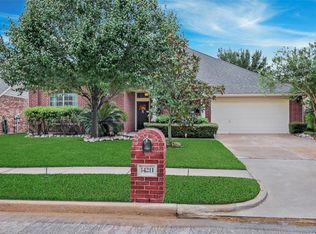 14211 Sandhill Crane Dr, Houston, TX 77044