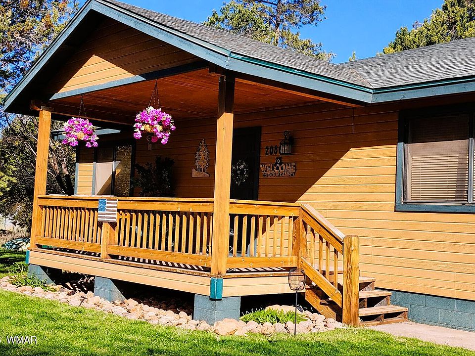 1st image of 2086 Pinewood Dr