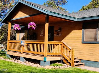 2086 Pinewood Dr, Overgaard, AZ 85933