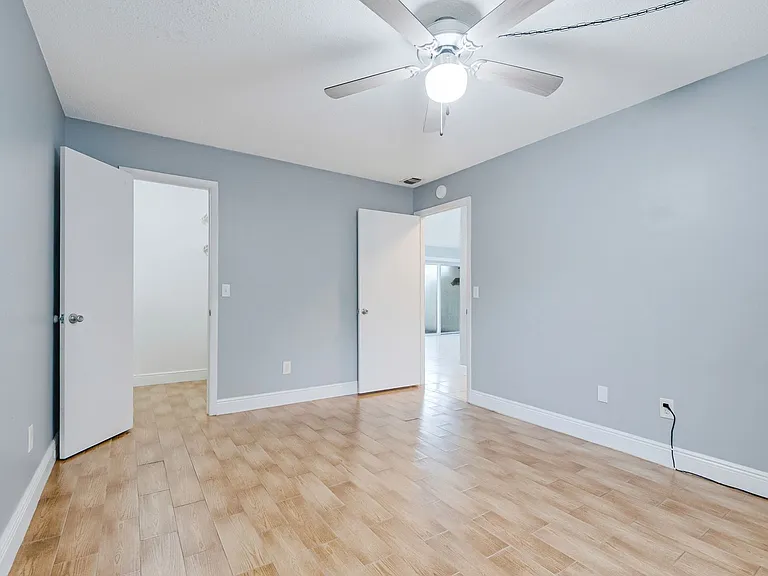 2304 Inagua Way — Photo 39