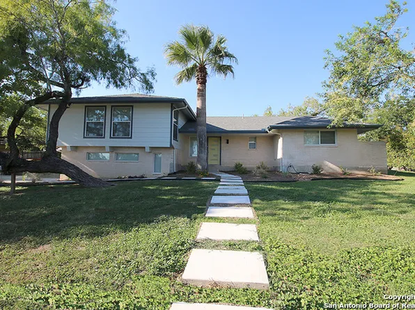 101 Aribe Dr, San Antonio, TX 78216