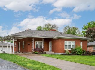 3525 Capri Dr, Louisville, KY 40218