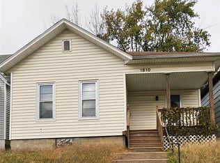 1810 Chestnut St, Hannibal, MO 63401