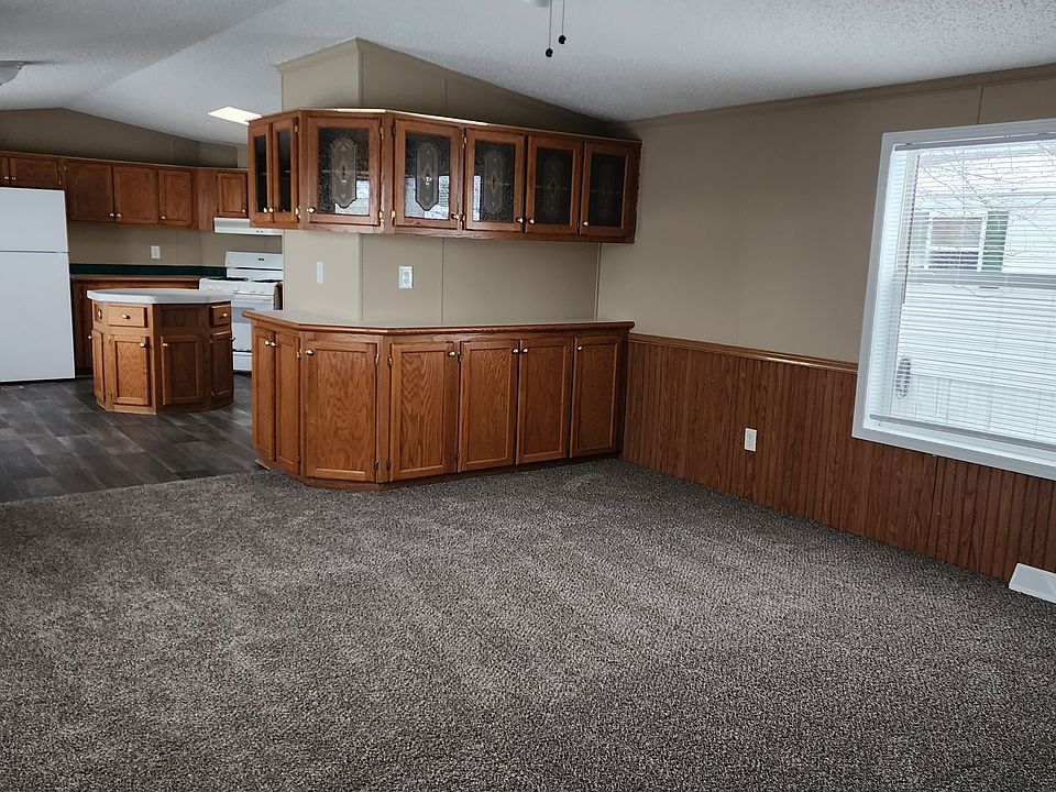 1st image of 1180 Peach Blossom Cir