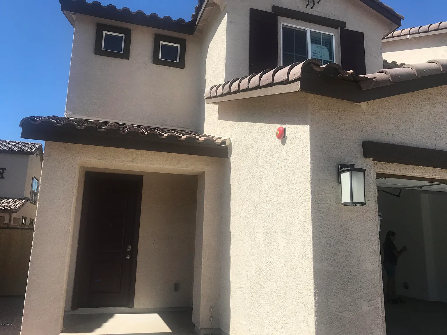 3 bed, 2.5 bath, 1679 sqft, $2,390 — Photo 2