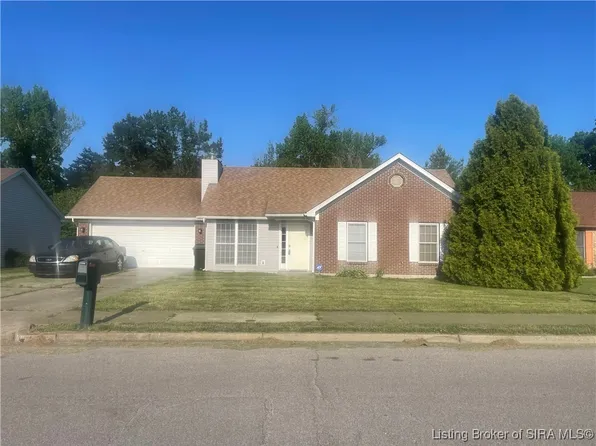 2560 Hickoryvale Drive, New Albany, IN 47150