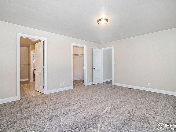4th image of 3115 Coyote Ln #146