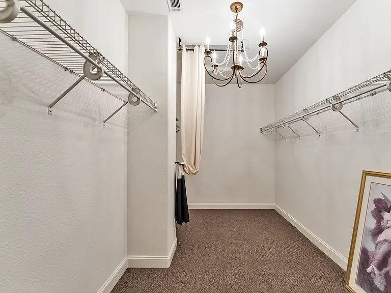 13143 Carriage Trail Ct — Photo 36