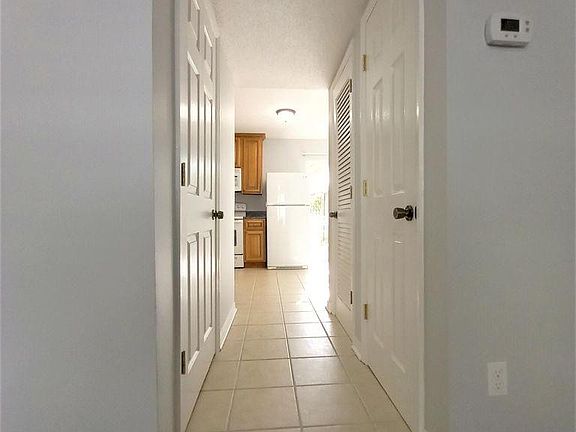 Hallway to kitchen