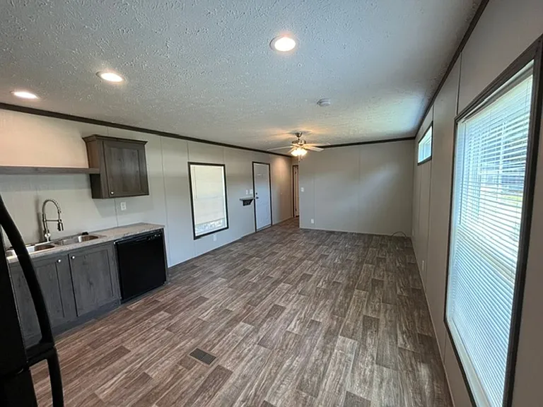 226 Old Airport Rd — Photo 15