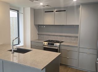 186 21st St #2C, Brooklyn, NY 11232