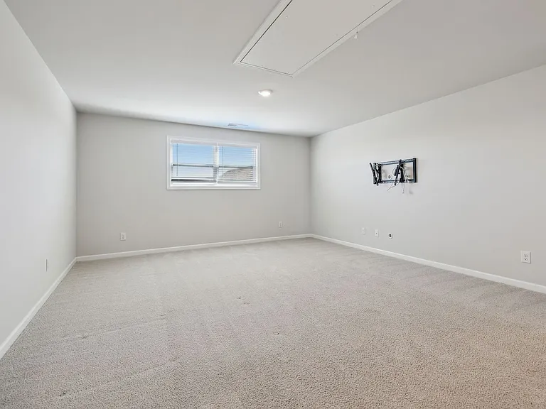 1222 Westlawn Blvd — Photo 32