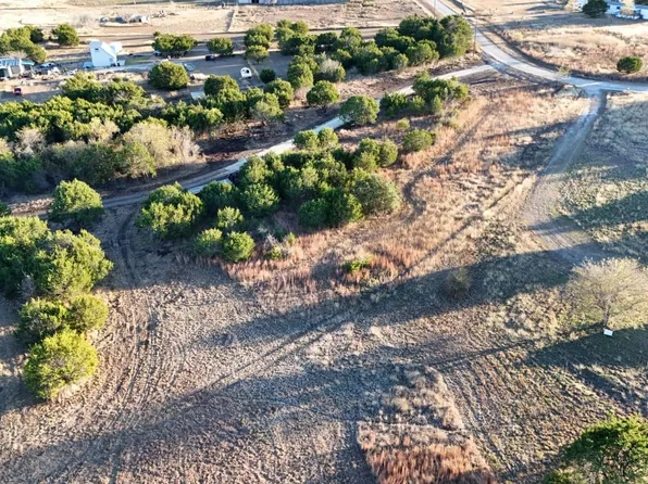 Avila Ln, Briggs, TX 78608