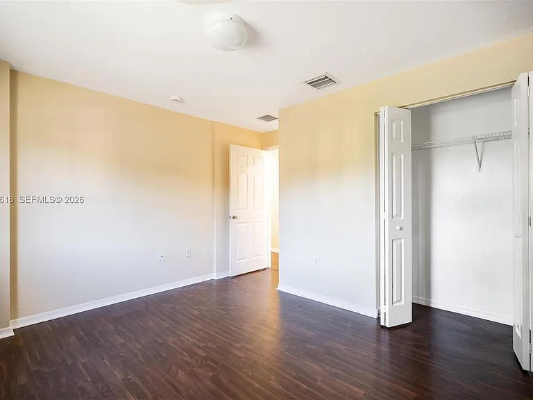 6051 SW 19th Pl — Photo 16