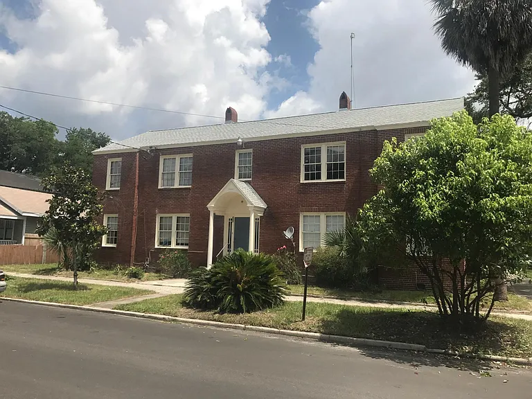 1743 Perry St #4 — Photo 4